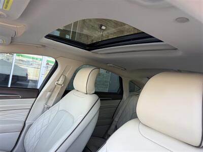 2017 Ford Fusion Hybrid Platinum   - Photo 13 - Tarzana, CA 91356