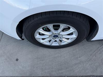 2015 Ford Fusion S   - Photo 9 - Tarzana, CA 91356