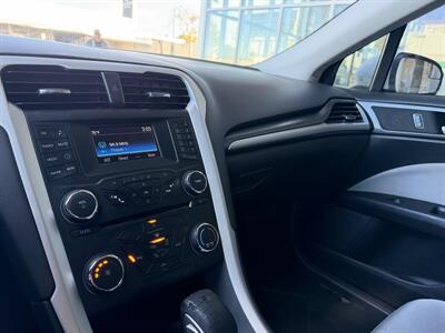 2015 Ford Fusion S   - Photo 23 - Tarzana, CA 91356