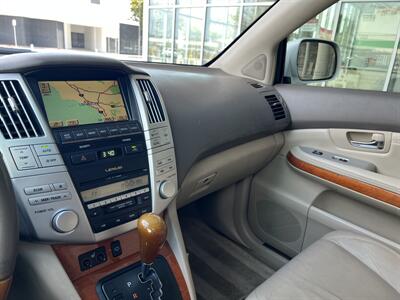 2004 Lexus RX 330   - Photo 23 - Tarzana, CA 91356