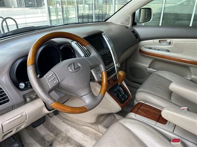 2004 Lexus RX 330   - Photo 9 - Tarzana, CA 91356