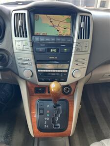 2004 Lexus RX 330   - Photo 15 - Tarzana, CA 91356