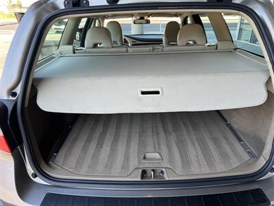 2009 Volvo V70 3.2   - Photo 13 - Tarzana, CA 91356