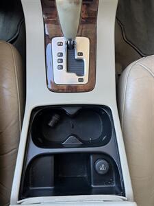 2009 Volvo V70 3.2   - Photo 21 - Tarzana, CA 91356
