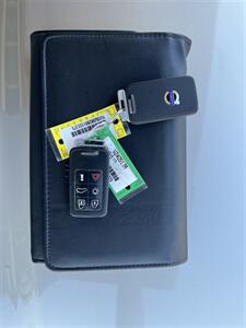 2009 Volvo V70 3.2   - Photo 22 - Tarzana, CA 91356