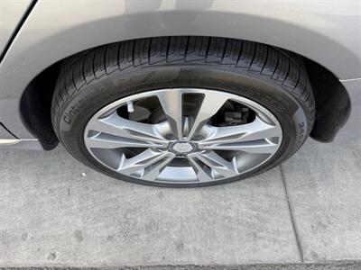 2015 Mercedes-Benz C 300 - Photo 10 - Tarzana, CA 91356