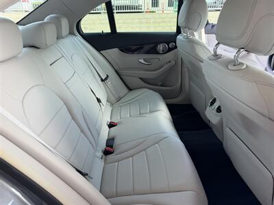 2015 Mercedes-Benz C 300 - Photo 16 - Tarzana, CA 91356