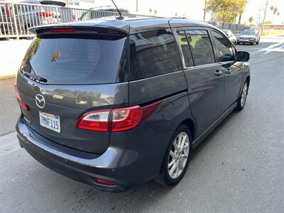 2013 Mazda Mazda5 Touring   - Photo 6 - Tarzana, CA 91356