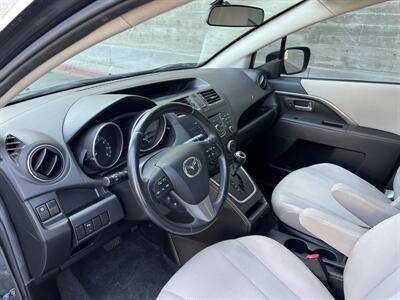 2013 Mazda Mazda5 Touring   - Photo 9 - Tarzana, CA 91356