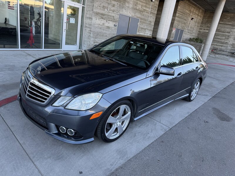 2010 Mercedes-Benz E 350 Sport   - Photo 1 - Tarzana, CA 91356