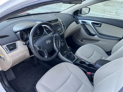 2015 Hyundai ELANTRA SE   - Photo 9 - Tarzana, CA 91356