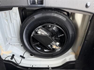2013 Mercedes-Benz C 250 Sport   - Photo 16 - Tarzana, CA 91356