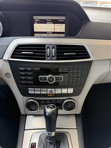 2013 Mercedes-Benz C 250 Sport   - Photo 24 - Tarzana, CA 91356