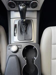 2013 Mercedes-Benz C 250 Sport   - Photo 25 - Tarzana, CA 91356