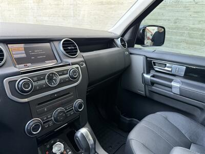 2011 Land Rover LR4   - Photo 24 - Tarzana, CA 91356