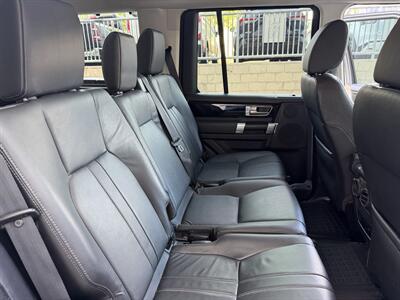 2011 Land Rover LR4   - Photo 17 - Tarzana, CA 91356