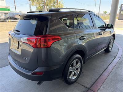 2015 Toyota RAV4 XLE - Photo 6 - Tarzana, CA 91356