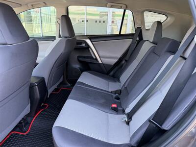 2015 Toyota RAV4 XLE - Photo 14 - Tarzana, CA 91356