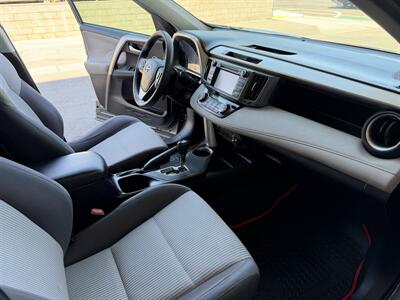 2015 Toyota RAV4 XLE - Photo 17 - Tarzana, CA 91356