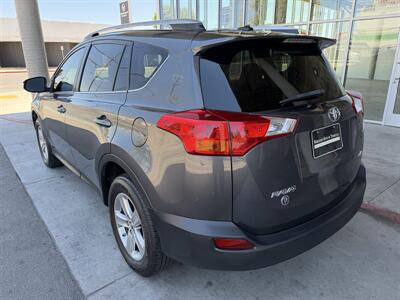 2015 Toyota RAV4 XLE - Photo 4 - Tarzana, CA 91356