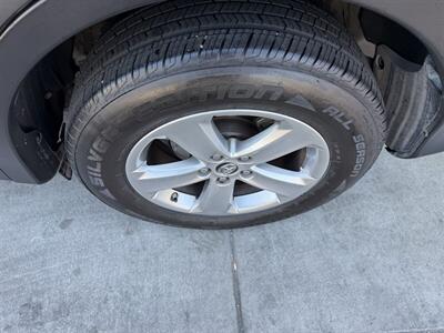 2015 Toyota RAV4 XLE - Photo 10 - Tarzana, CA 91356