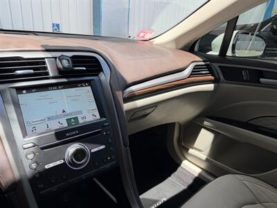 2017 Ford Fusion Energi Platinum   - Photo 21 - Tarzana, CA 91356