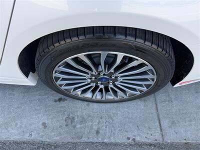 2017 Ford Fusion Energi Platinum   - Photo 10 - Tarzana, CA 91356