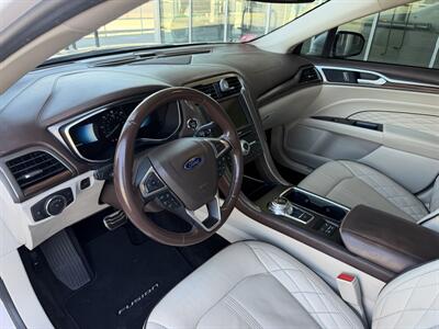 2017 Ford Fusion Energi Platinum   - Photo 11 - Tarzana, CA 91356