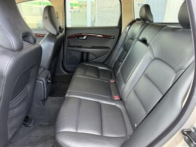 2008 Volvo V70 3.2   - Photo 15 - Tarzana, CA 91356