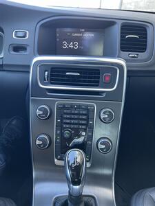 2014 Volvo S60 T5 Premier   - Photo 10 - Tarzana, CA 91356