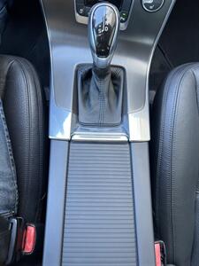 2014 Volvo S60 T5 Premier   - Photo 9 - Tarzana, CA 91356