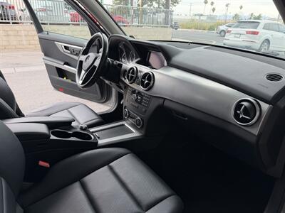 2014 Mercedes-Benz GLK GLK 350 - Photo 17 - Tarzana, CA 91356