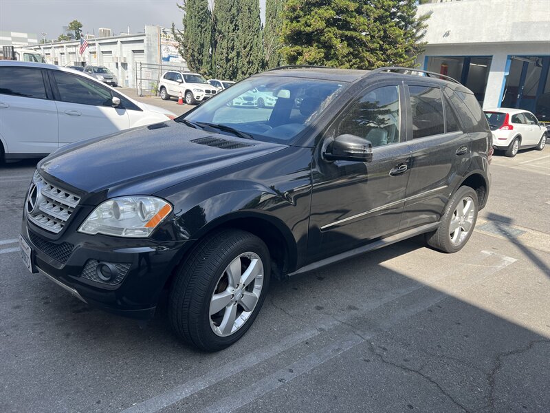 2011 Mercedes-Benz ML 350   - Photo 1 - Tarzana, CA 91356