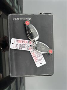 2010 Mercedes-Benz GLK GLK 350   - Photo 20 - Tarzana, CA 91356