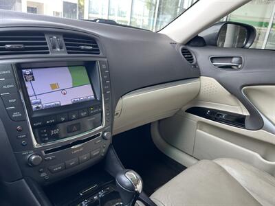 2012 Lexus IS 350   - Photo 20 - Tarzana, CA 91356