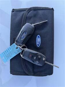 2013 Ford Fusion Hybrid SE   - Photo 19 - Tarzana, CA 91356