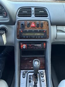 2000 Mercedes-Benz CLK CLK 320   - Photo 16 - Tarzana, CA 91356