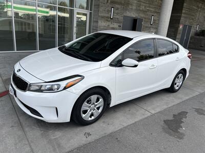 2017 Kia Forte LX   - Photo 3 - Tarzana, CA 91356