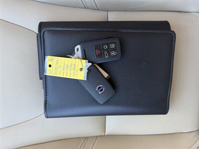 2016 Volvo S60 T5 Drive-E Inscription Pl - Photo 20 - Tarzana, CA 91356