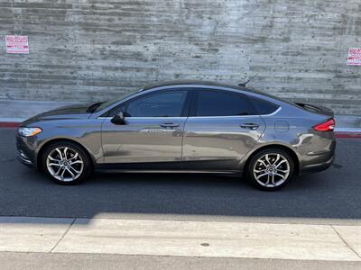 2017 Ford Fusion SE   - Photo 2 - Tarzana, CA 91356