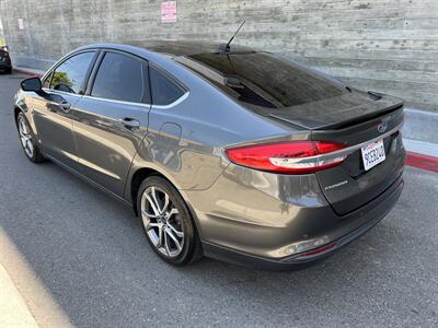 2017 Ford Fusion SE   - Photo 5 - Tarzana, CA 91356