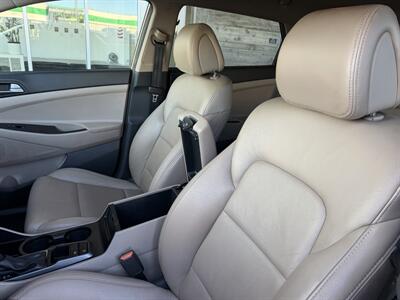 2016 Hyundai TUCSON SE   - Photo 13 - Tarzana, CA 91356