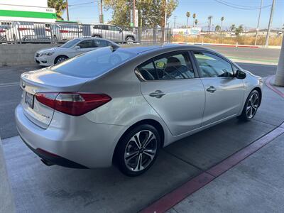 2014 Kia Forte EX   - Photo 6 - Tarzana, CA 91356