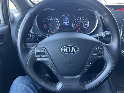 2014 Kia Forte EX   - Photo 17 - Tarzana, CA 91356