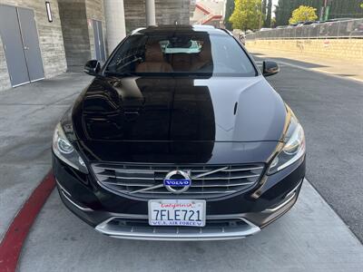 2015 Volvo V60 T5 Platinum   - Photo 8 - Tarzana, CA 91356