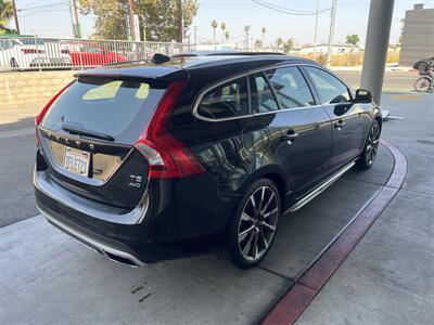 2015 Volvo V60 T5 Platinum   - Photo 6 - Tarzana, CA 91356