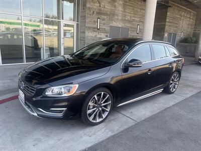 2015 Volvo V60 T5 Platinum   - Photo 1 - Tarzana, CA 91356