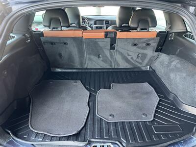 2015 Volvo V60 T5 Platinum   - Photo 23 - Tarzana, CA 91356