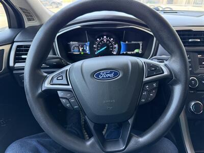 2018 Ford Fusion Hybrid SE - Photo 12 - Tarzana, CA 91356