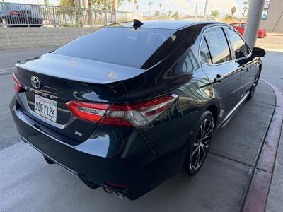 2019 Toyota Camry SE - Photo 6 - Tarzana, CA 91356